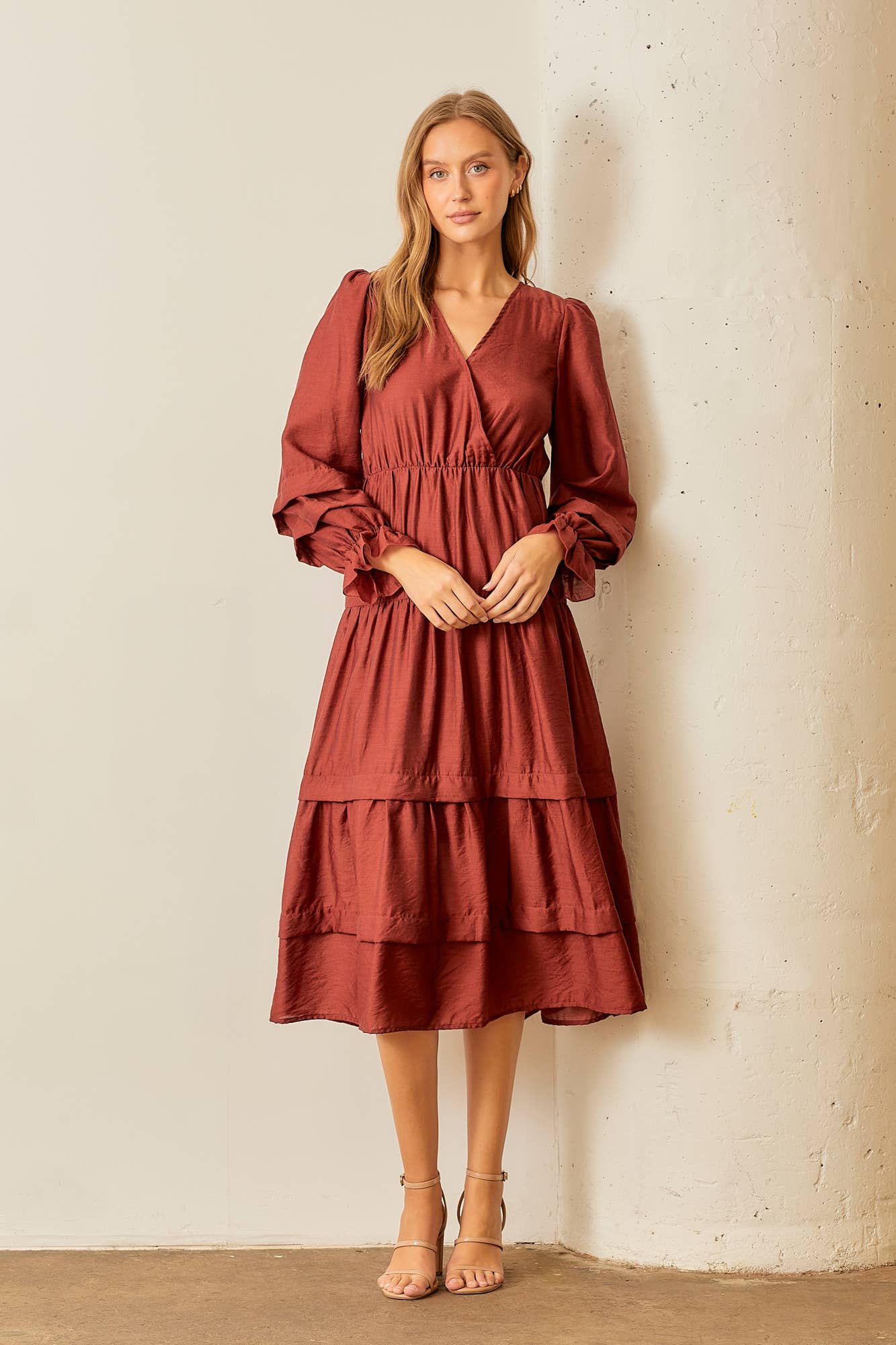 V-NECK BUBBLE RUFFLE SLEEVE DRESS