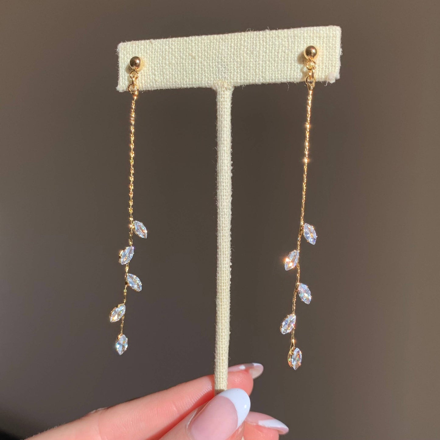 Dainty vine earrings