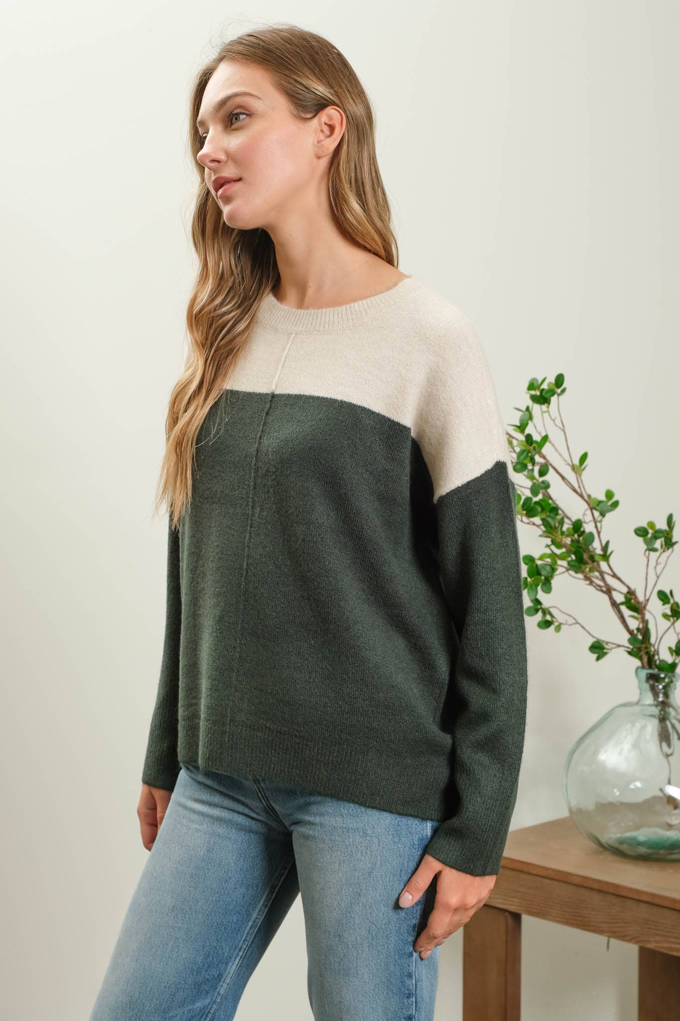 CONTRAST LONG SLEEVE KNIT PULLOVER SWEATER