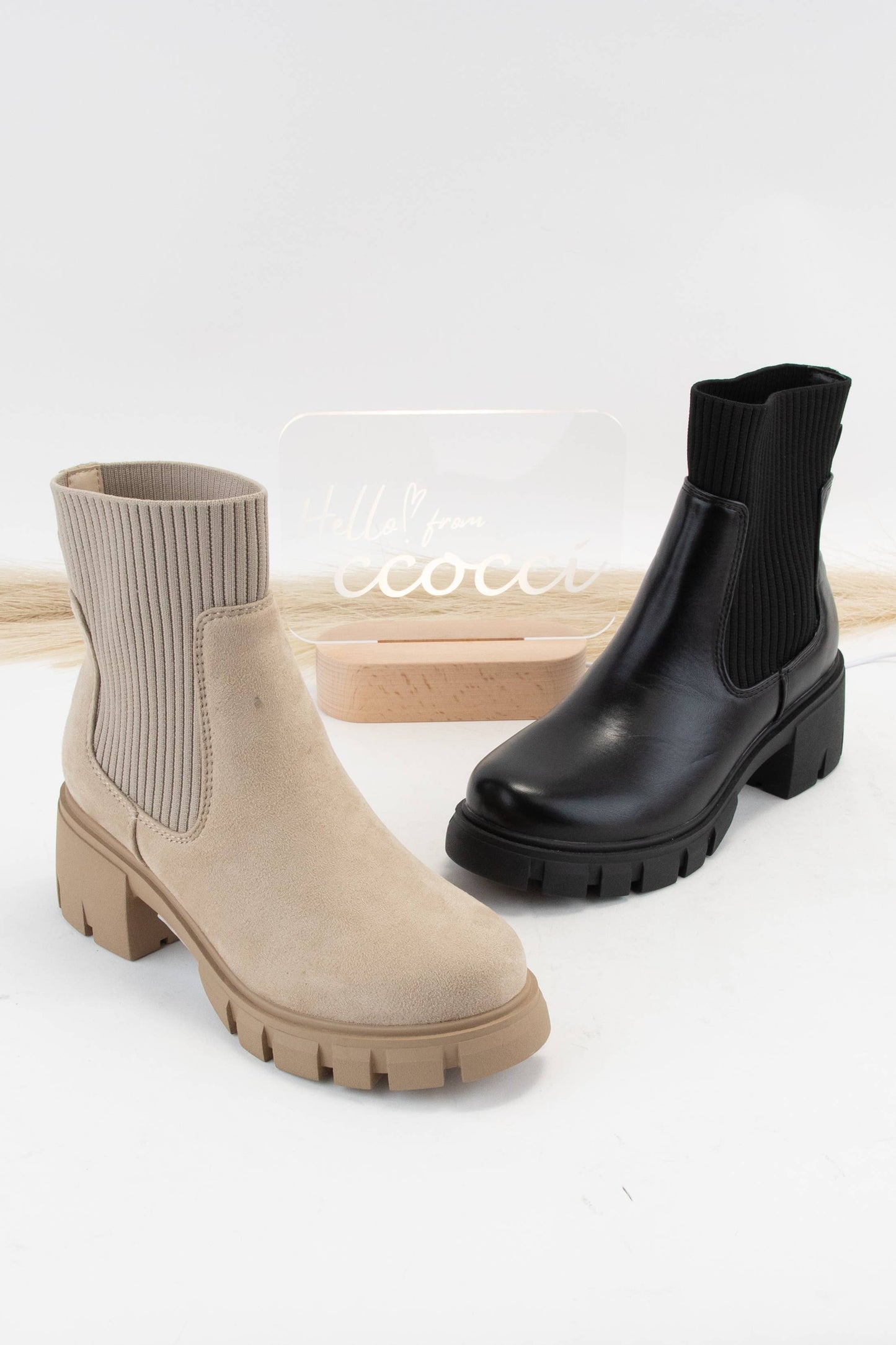 CHUNKY LUG SOLE CHELSEA BOOTS